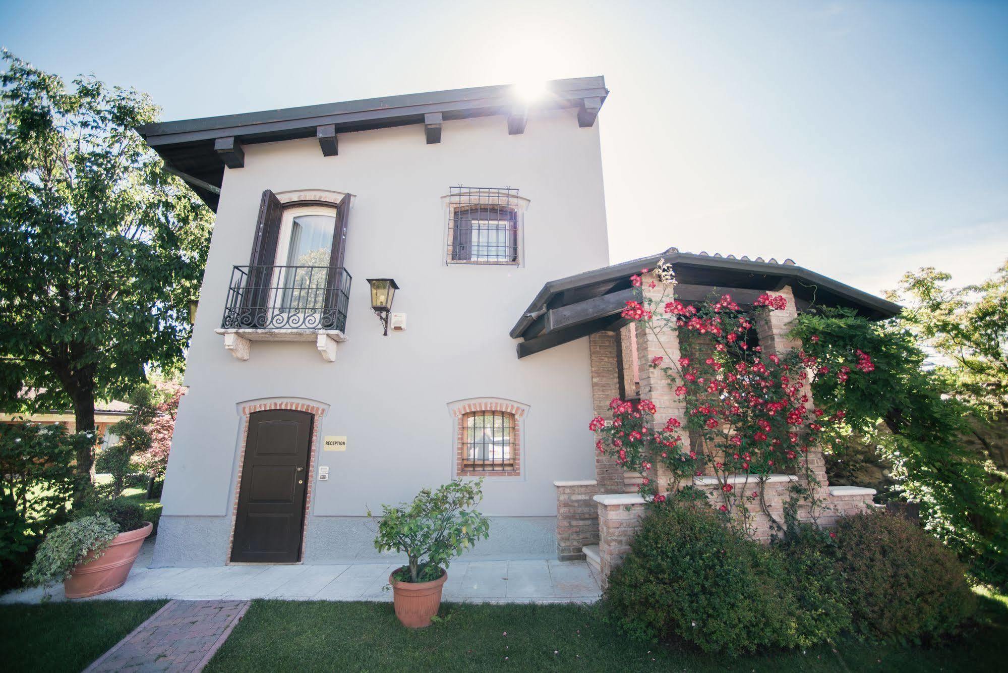 Residenza Le Batesine Verona Luaran gambar